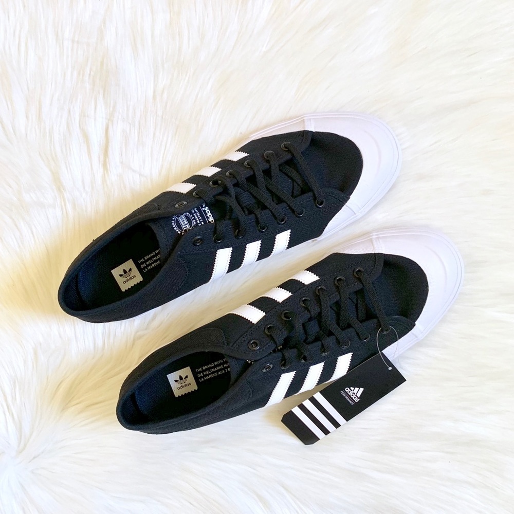 Adidas Matchcourt Shoes In Black/White - Picture 6 of 8